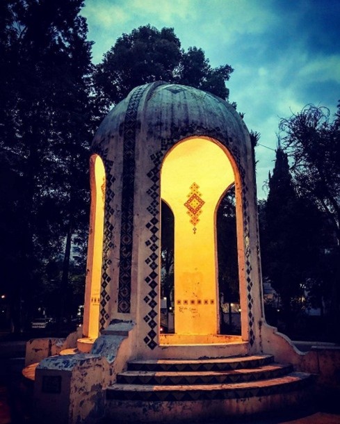 Investigación sobre dos ciudadanas dignas de toda sospecha (3)